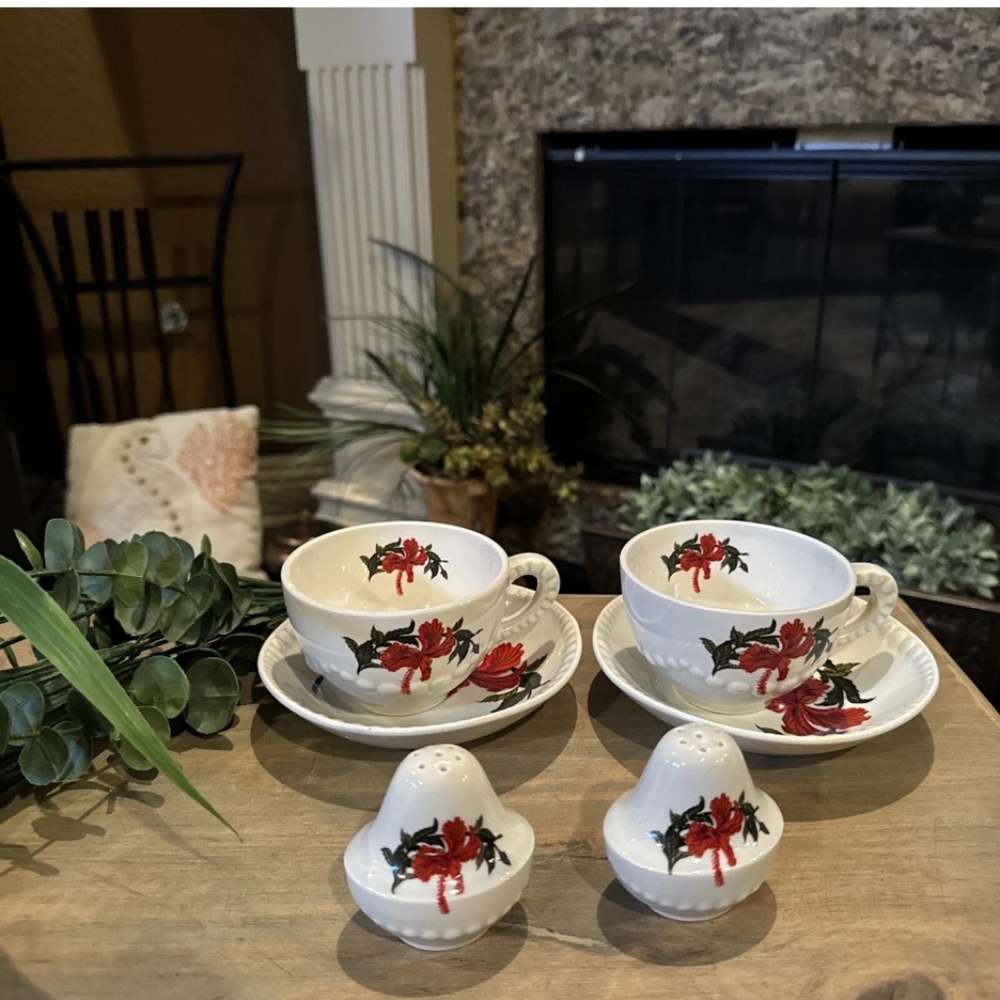 Vtg 1950’s Gray-Lure By Crooksville Teacups And Saucers W/ Salt & Pepper Shakers